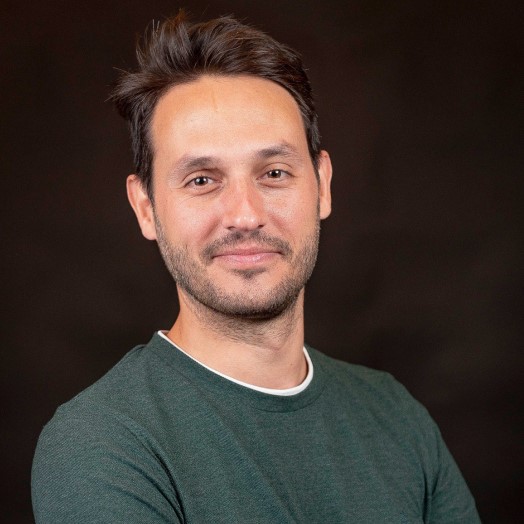 Javier &Aacute;lvarez